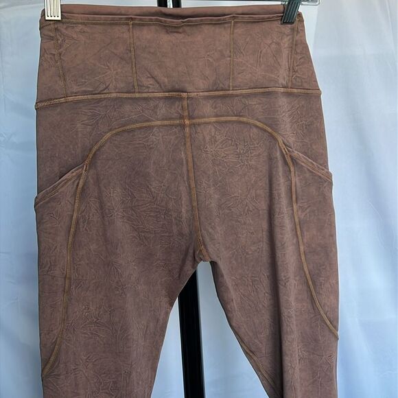 Lululemon Fast and Free Tight II 25" Ice Dye Size 8 Ice Wash Brown Earth Pockets - Picture 15 of 16